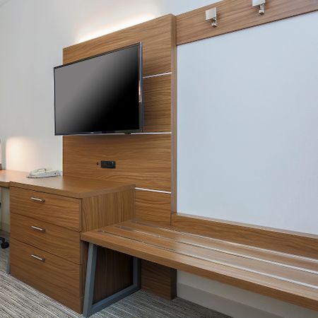 Holiday Inn Express Irondequoit By Ihg Рочестер Экстерьер фото