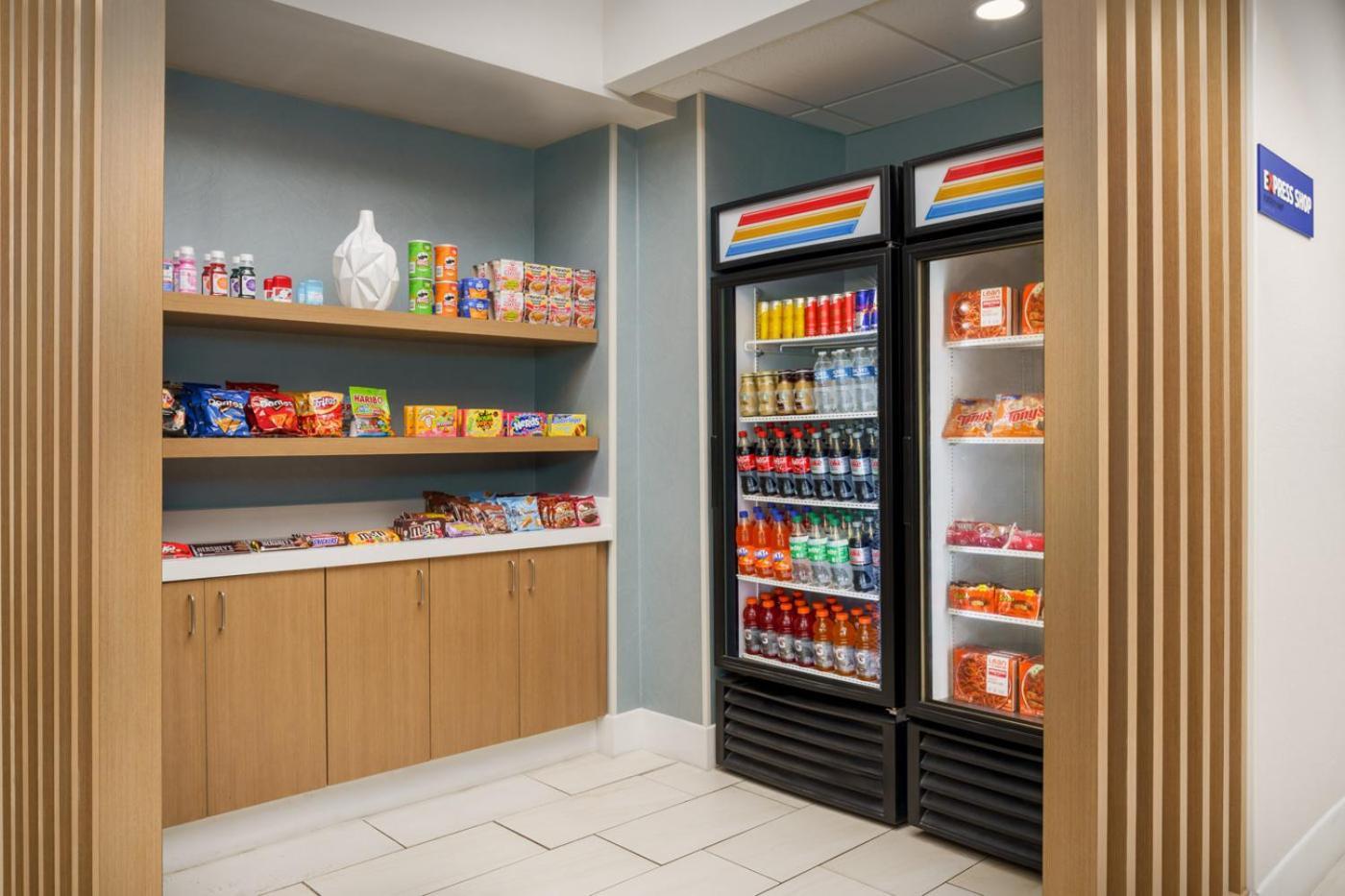 Holiday Inn Express Irondequoit By Ihg Рочестер Экстерьер фото