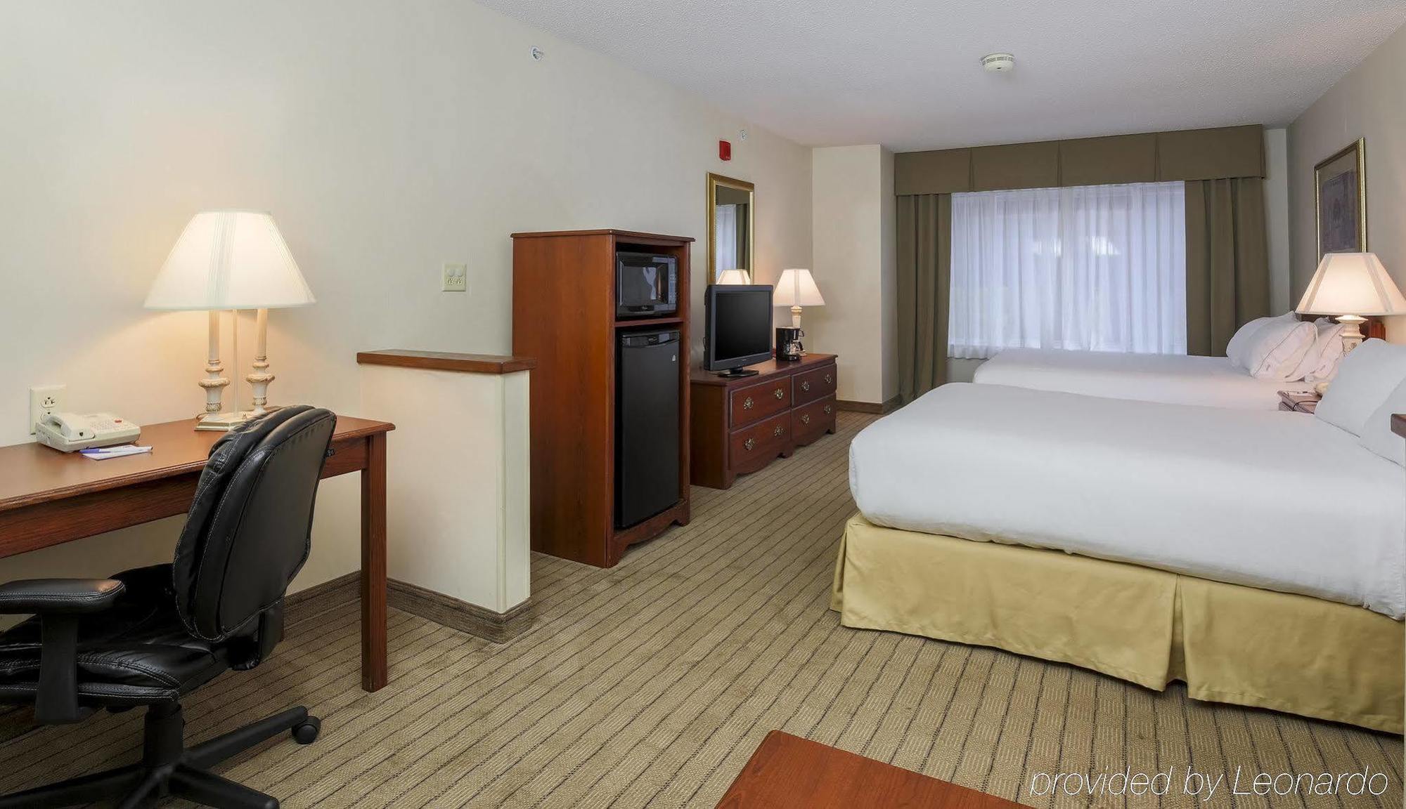 Holiday Inn Express Irondequoit By Ihg Рочестер Экстерьер фото